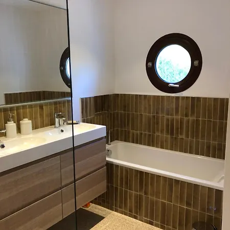 Magnifique Vue Avec Piscine Privée Bandol